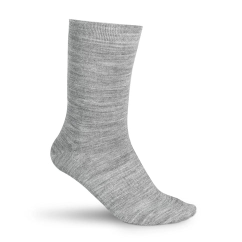Grijze Sukats® premium merino wol sokken tegen een witte achtergrond.