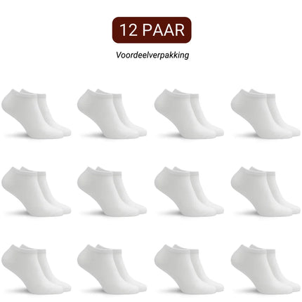 Set van 12 paar witte Sukats sneakersokken in een voordeelverpakking.